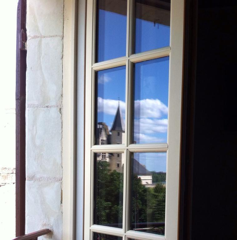 Logis Hotel Le Bussy Montsoreau Exterior photo